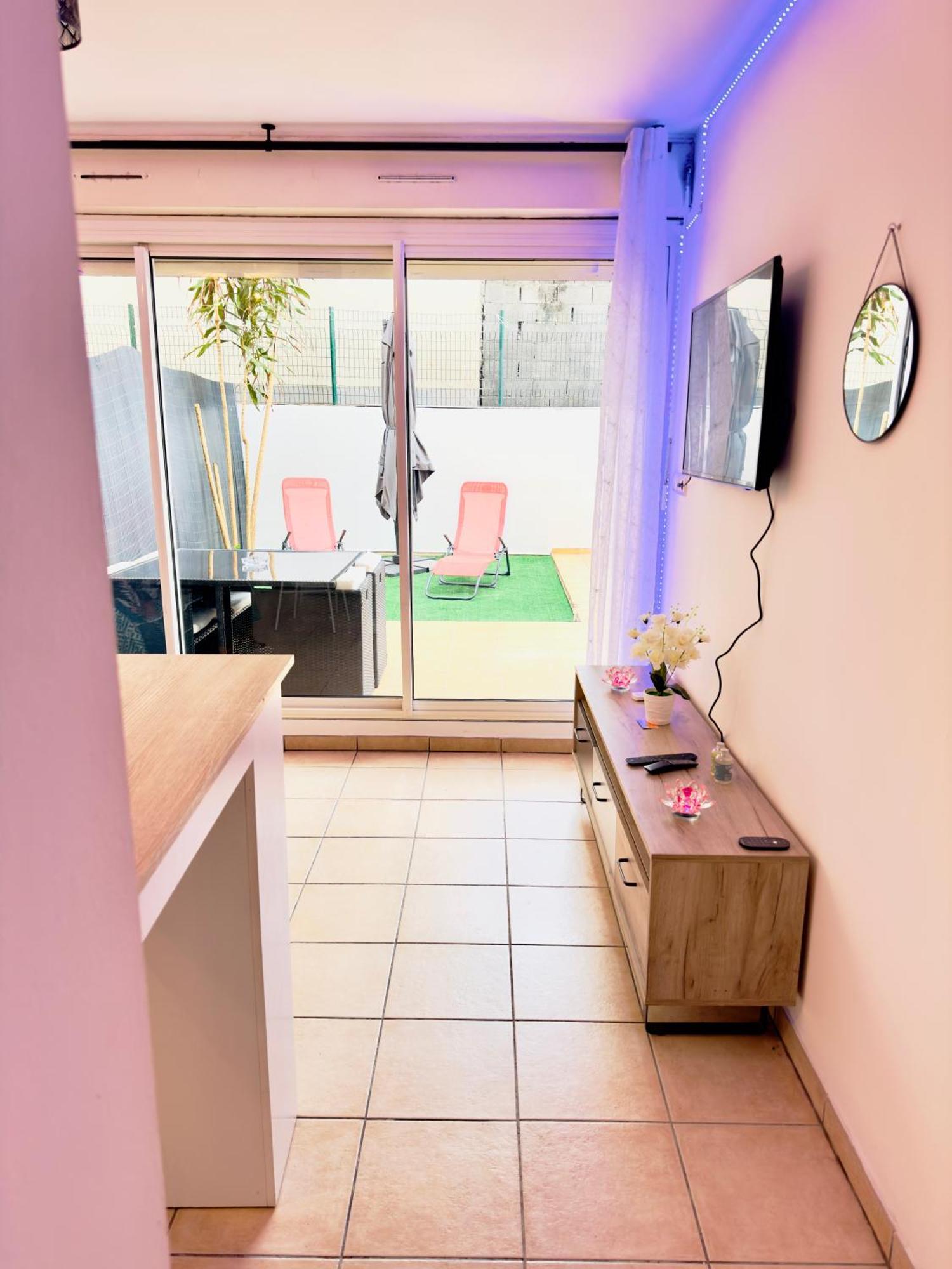 Appartement Le Petit Oasis à Saint-Denis Extérieur photo